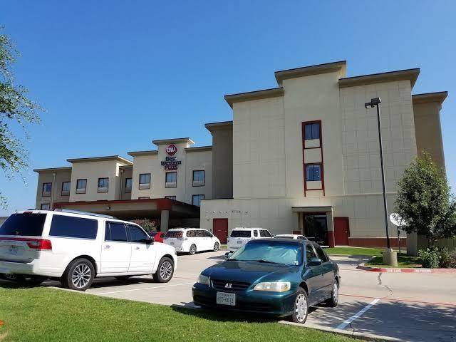 Best western plus texoma hotel & suites