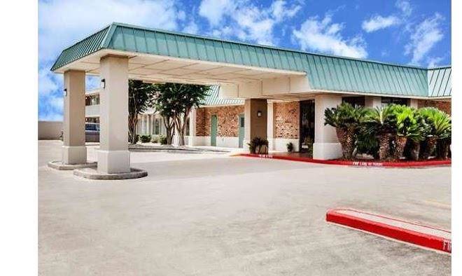 Days inn by wyndham seguin tx