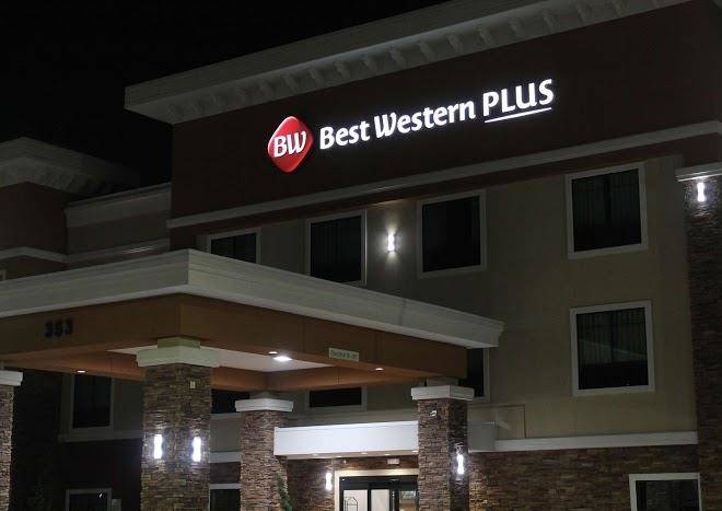 Best Western Plus Spring Inn & Suites Image