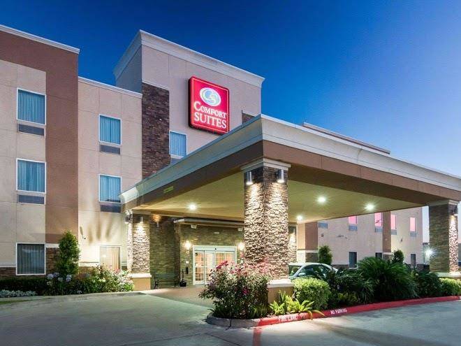 Comfort suites at katy mills