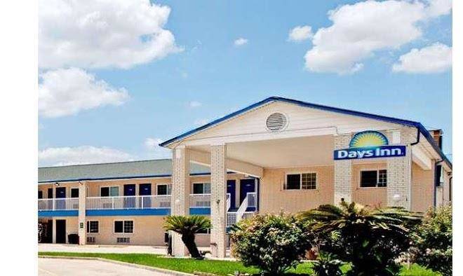 Days inn by wyndham baytown garth road i10 east