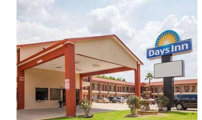 Days Inn By Wyndham Houston Galleria Tx Image