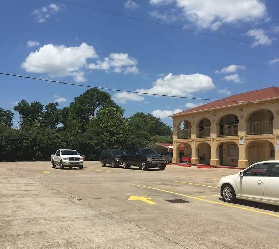 Guest inn & suites