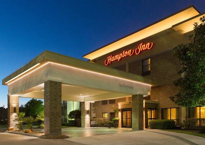 Hampton Inn Houston Willowbrook Mall Image