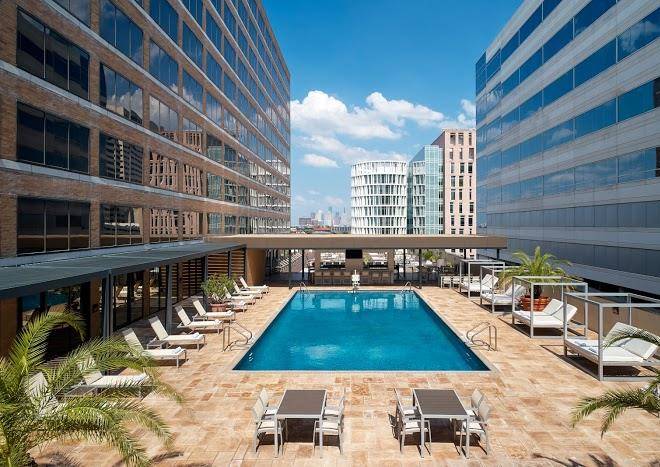 Hilton houston plaza medical center