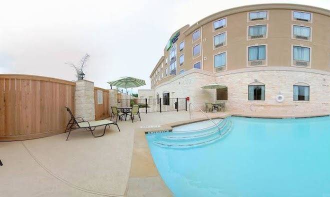 Holiday inn express & suites houston south pearland