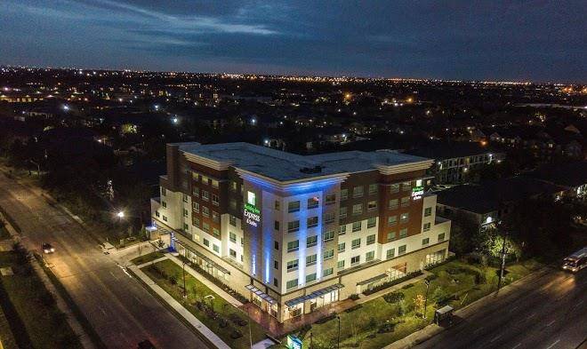 Holiday Inn Express & Suites Houston Westchase Westheimer Image