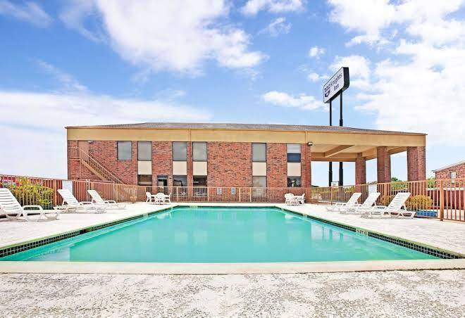Knights inn south houston