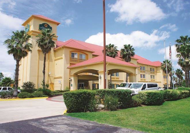 La quinta inn & suites by wyndham tomball