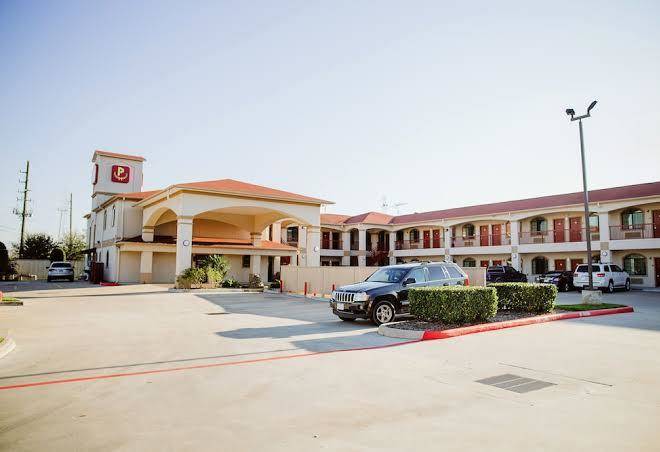Palace inn 290 & hwy 6