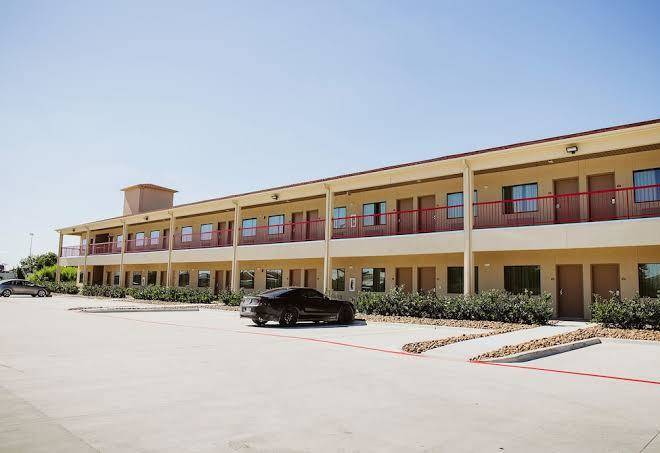 Palace Inn 290 & Jones Rd Image