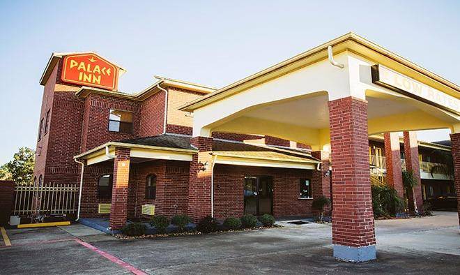 Palace inn webster i 45 & bay area blvd