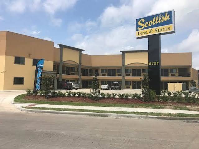 Scottish Inns & Suites Baytown 330 Image