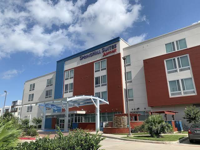 Springhill Suites By Marriott Houston Baytown Image
