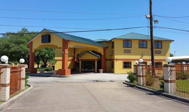 Super 8 by wyndham houston hobby airport north