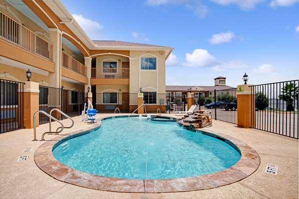 Super 8 by wyndham houston north i 45