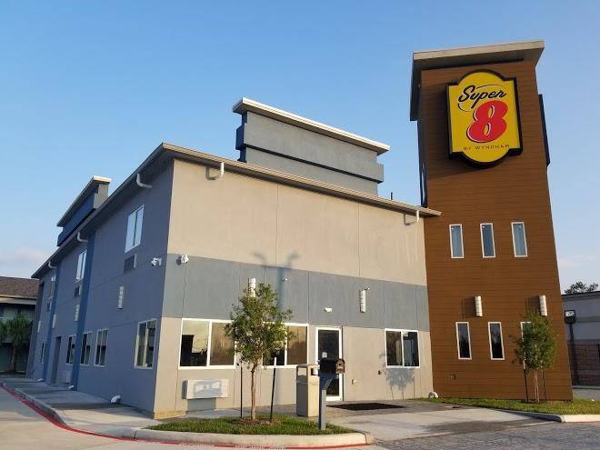 Super 8 by wyndham spring north houston