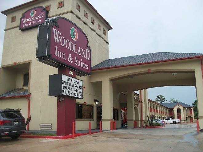 Woodland Inn & Suites Image