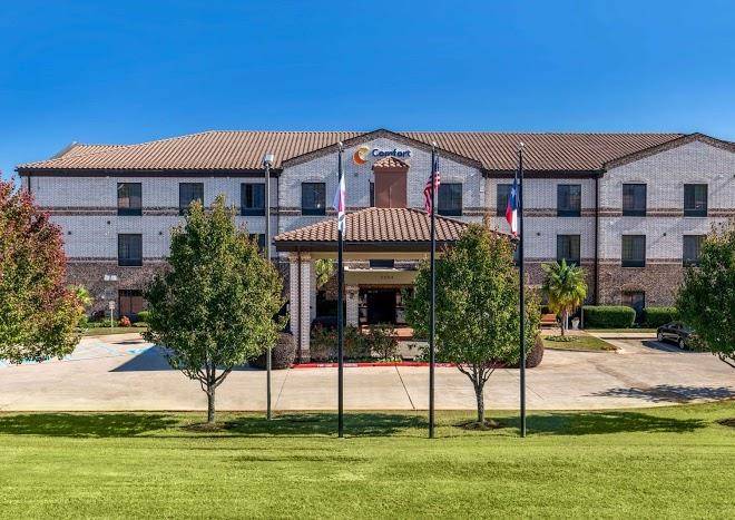 Comfort Suites Marshall Image