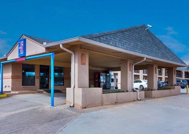 Motel 6 marshall tx