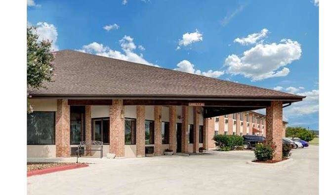 Baymont inn & suites by wyndham san marcos outlet malls
