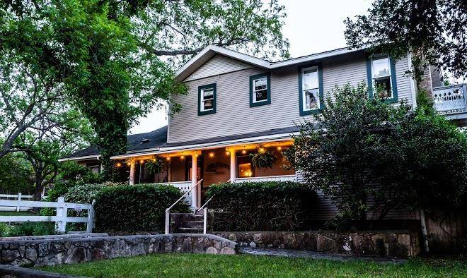 Bella nido bed and breakfast