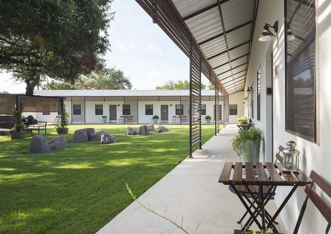 Hotel Flora And Fauna Image