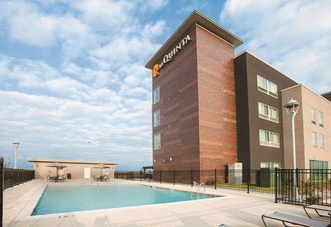 La quinta inn & suites by wyndham san marcos outlet mall