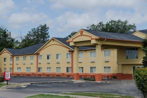 Red roof inn san marcos