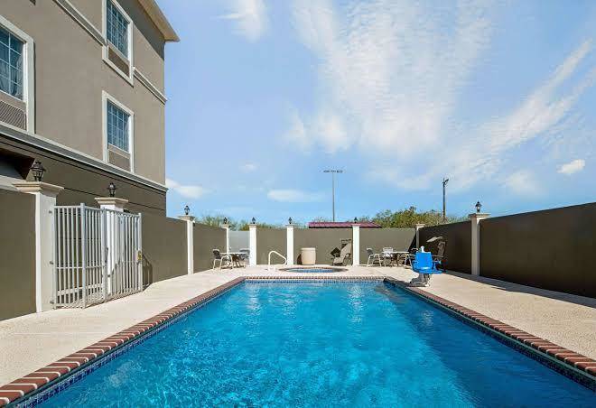 La quinta inn & suites by wyndham mercedes