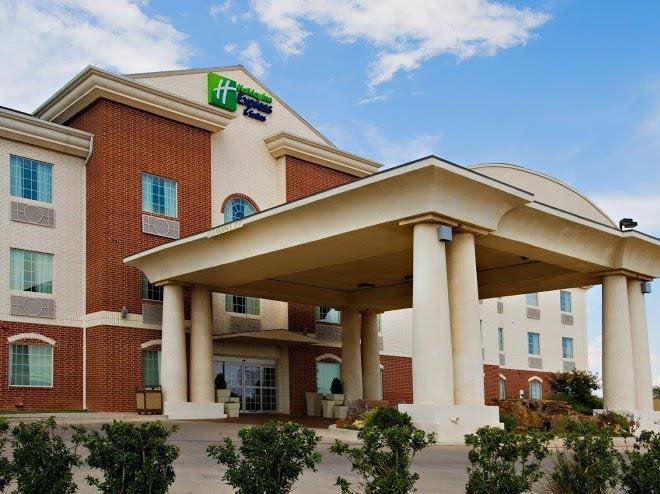Holiday inn express & suites levelland