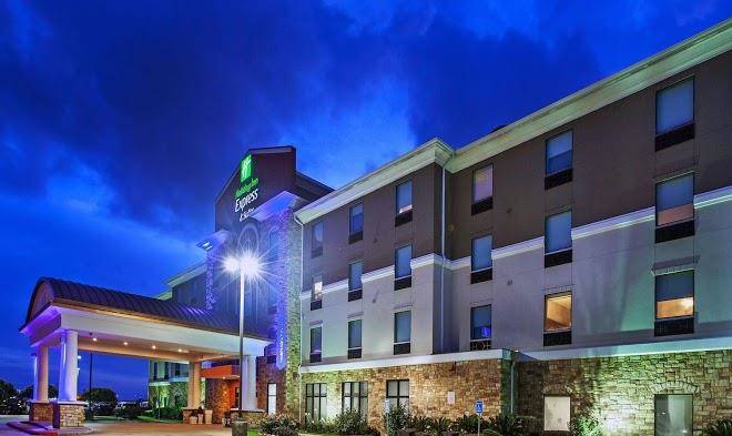 Holiday inn express & suites port arthur central mall area