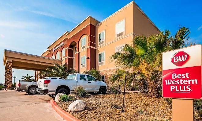 Best western plus kenedy inn