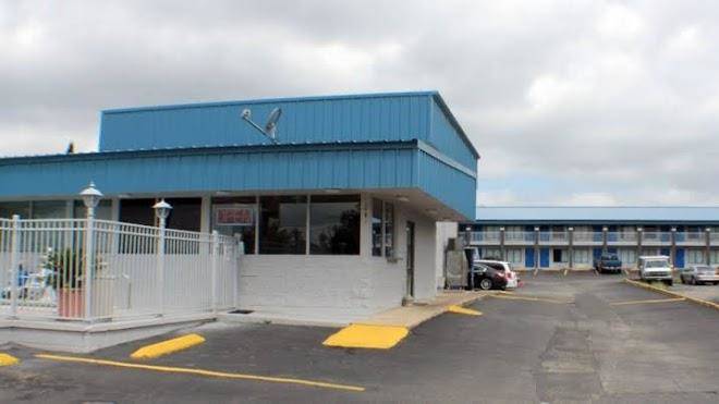 Lone Star Inn Kerrville Fredericksburg Image