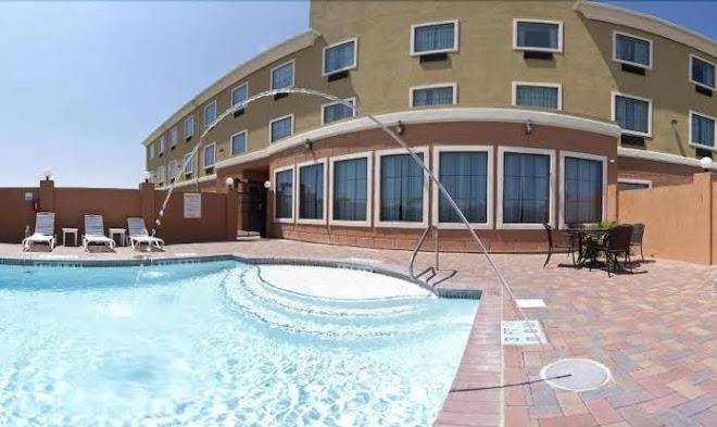 Holiday inn express & suites kingsville