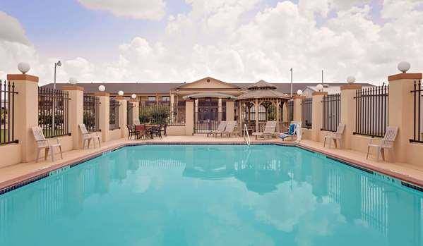 Days inn by wyndham paris