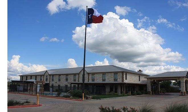 Hotel texas hallettsville