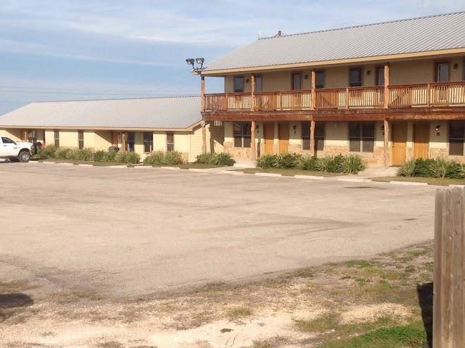 Choke canyon lodge
