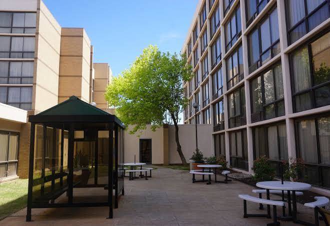 Mcm elegant hotel & suites