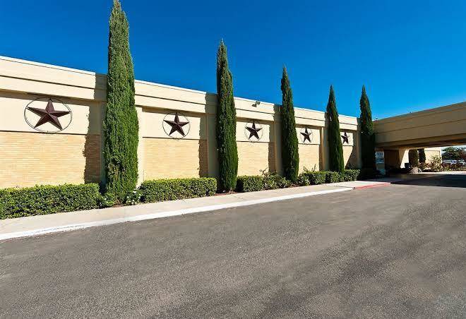 Grand texan hotel & convention center