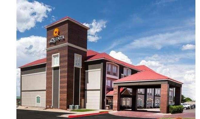 La Quinta Inn & Suites By Wyndham Midland North Image