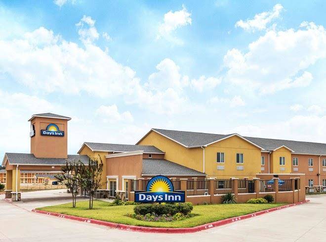 Days inn by wyndham rockdale texas