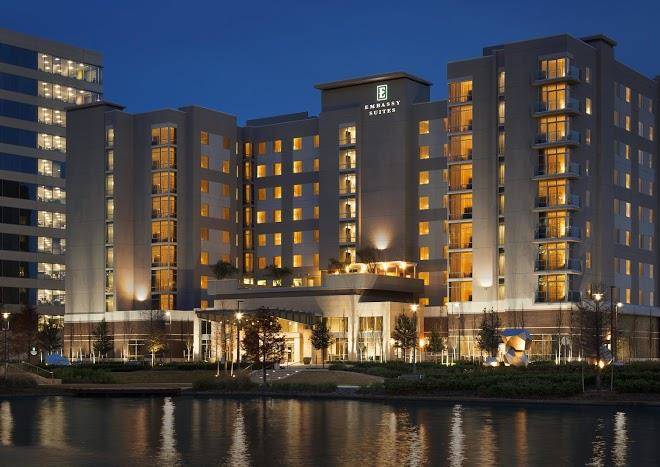 Embassy suites by hilton the woodlands at hughes landing