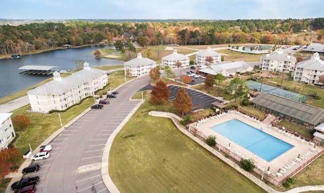 Holiday inn club vacations piney shores resort