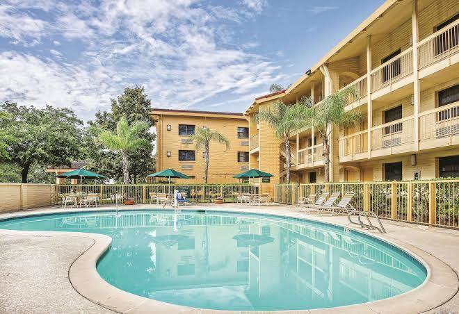 La quinta inn by wyndham the woodlands north