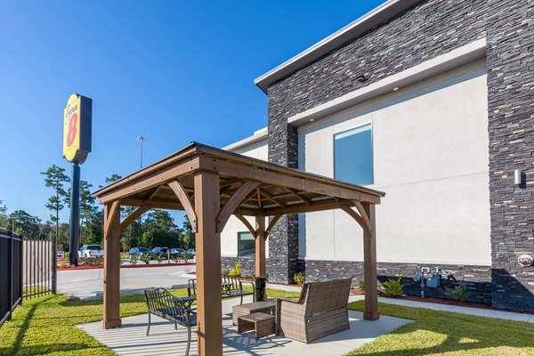 Super 8 by wyndham kingwood houston north
