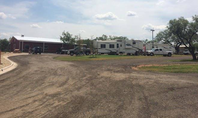 Bar j hitchin' post rv park