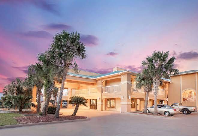 Super 8 by wyndham corpus christi
