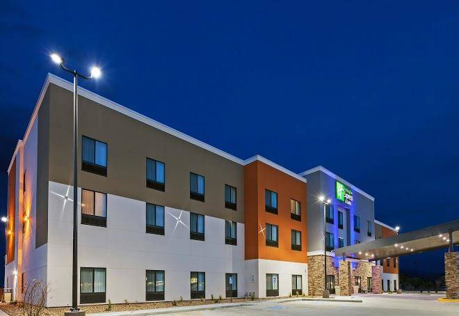 Holiday inn express & suites perryton