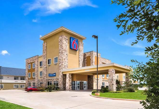 Motel 6 mineral wells tx